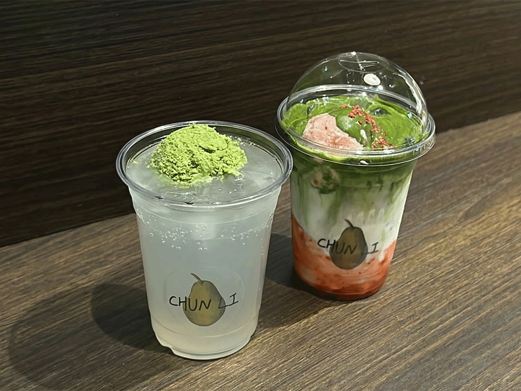 clear PET iced coffee cups with flat lids for cold brew and iced drinks