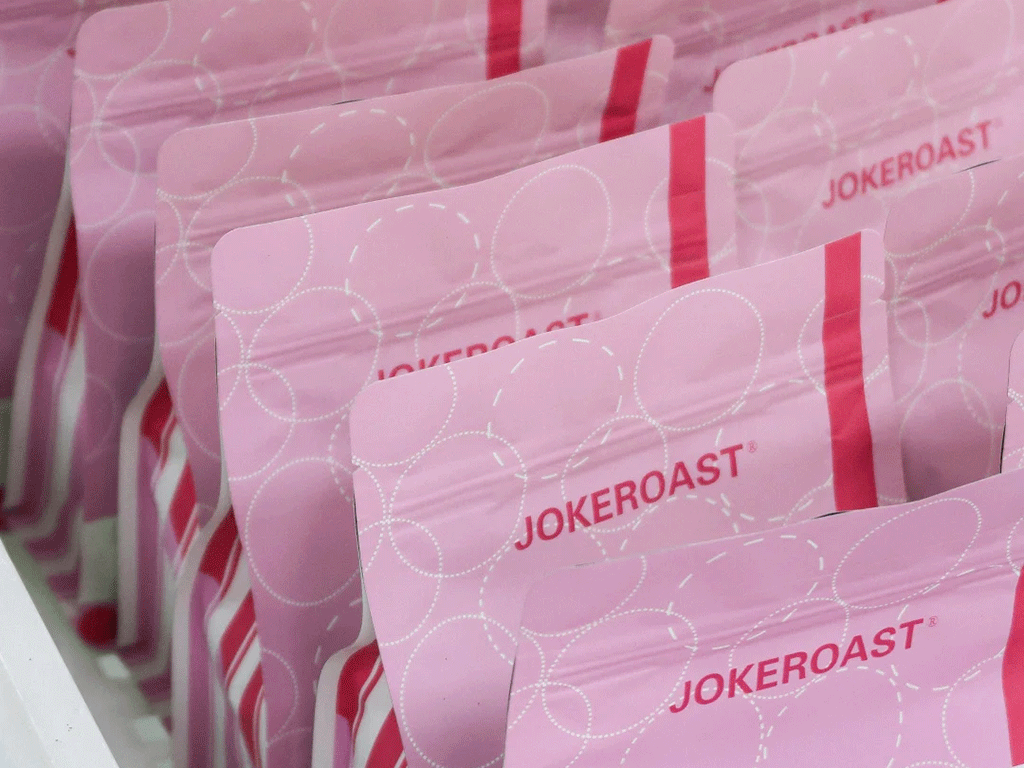 custom coffee bags with consistent design for different coffee products
