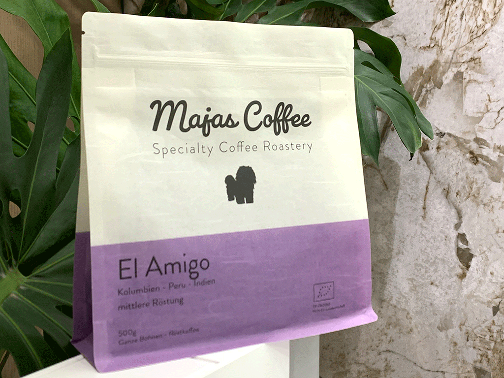 Custom printed coffee bag with tear notch for specialty coffee packaging