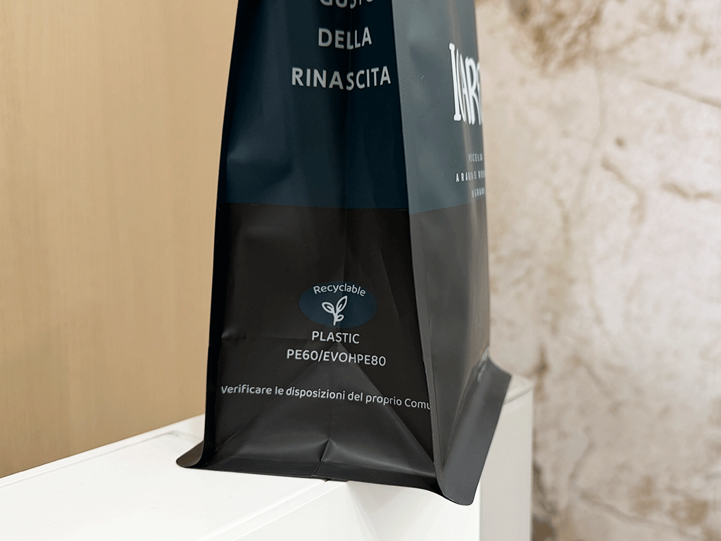 What_Are_Recyclable_Coffee_Bags_with_EVOH_and_Why_Are_They_Used_1 Recyclable coffee bag featuring an EVOH barrier layer for oxygen protection