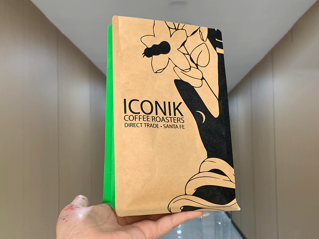 Kraft paper coffee bag showcasing minimalist coffee packaging designs